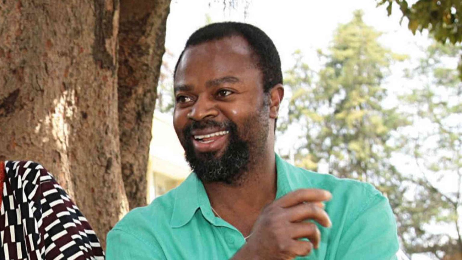 Ben Okri: «Migranti, il sogno del ritorno è diventato incubo»