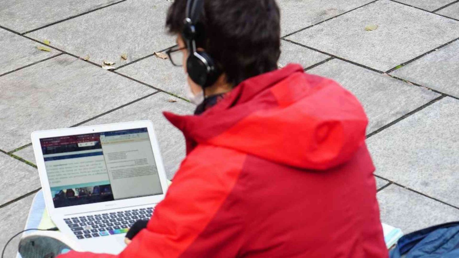 Giovani e salute mentale, servono interventi urgenti