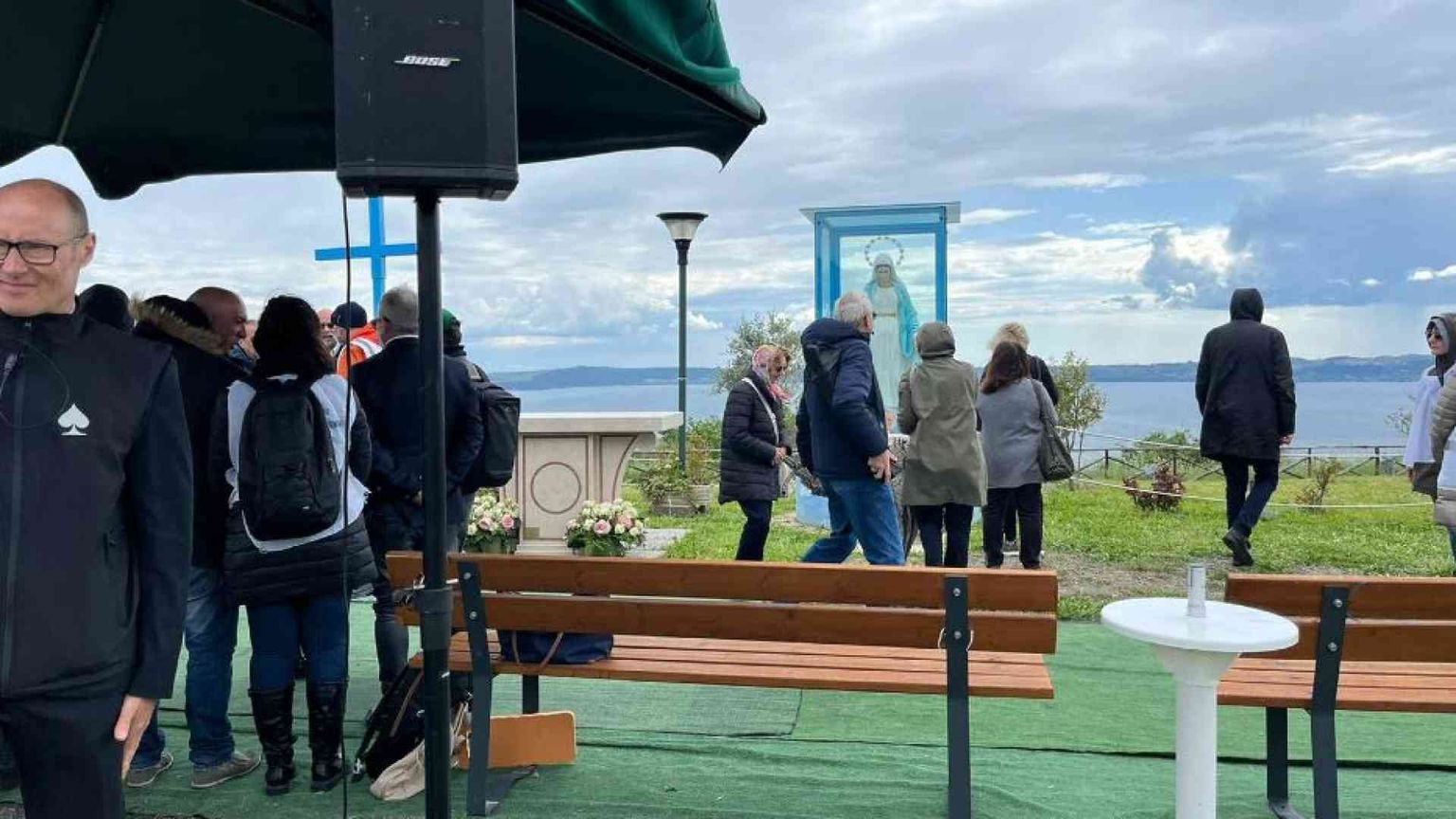 Madonna di Trevignano, il vescovo: non partecipate agli incontri