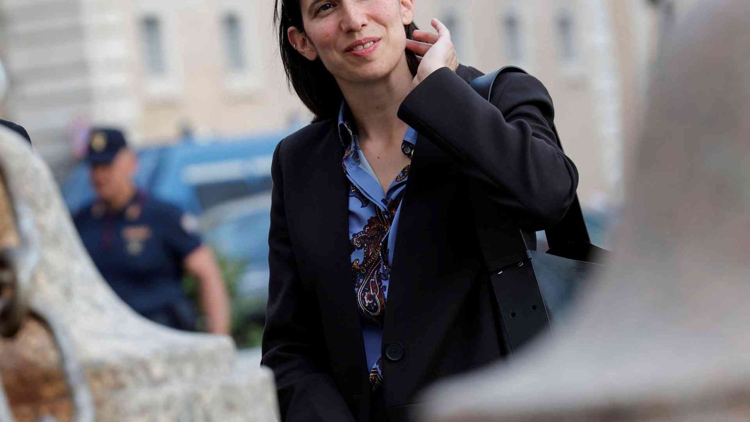 L'Ue fa il pieno di armi, anche con il Pnrr. Pd in confusione