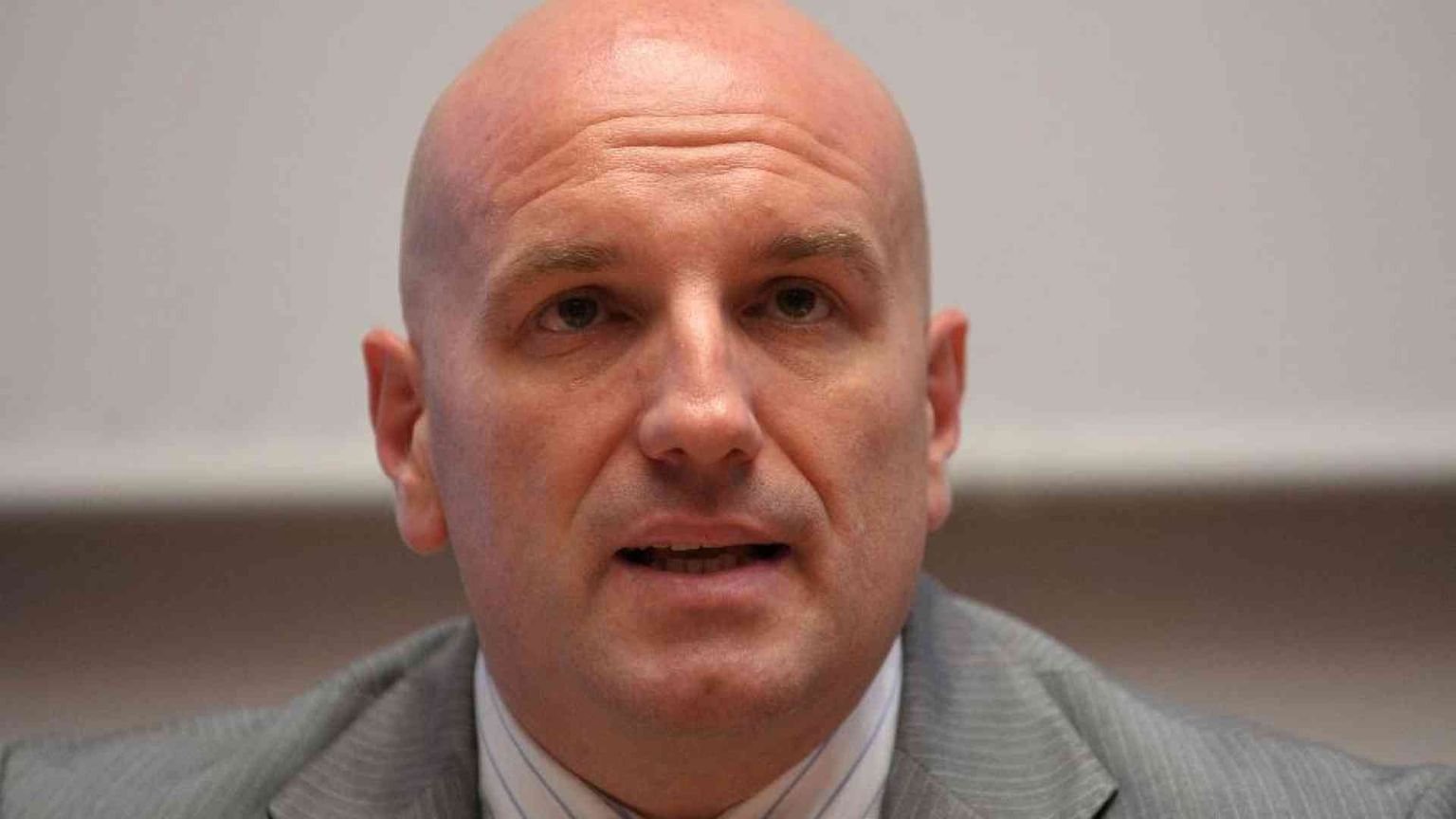 Il questore di Verona: «Fatti gravi, reazione ferma e trasparente»