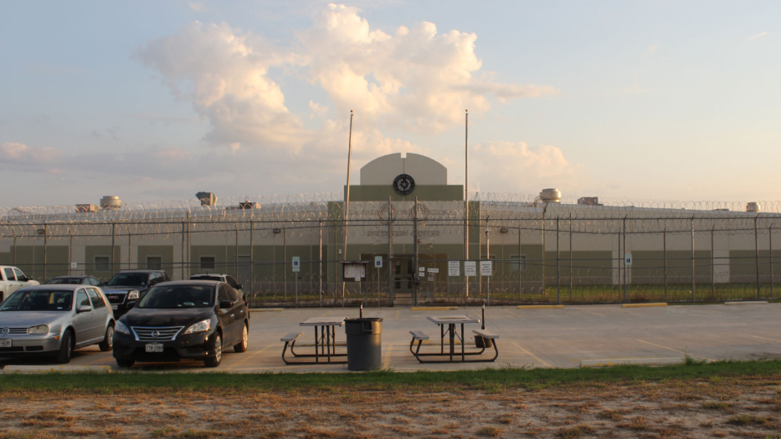 Così il Texas si è trasformato in una prigione per immigrati