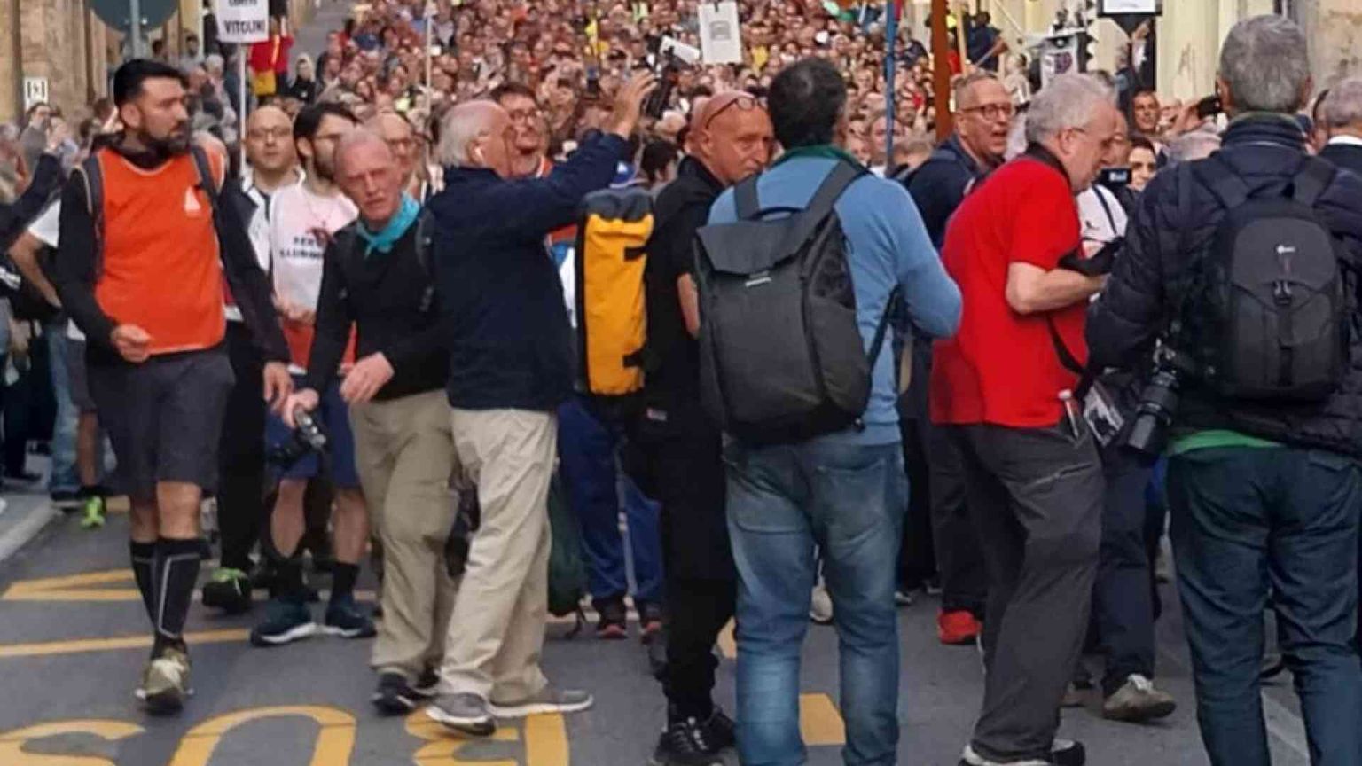 A Loreto un grido silenzioso dell'anima chiede a Maria la pace nel mondo