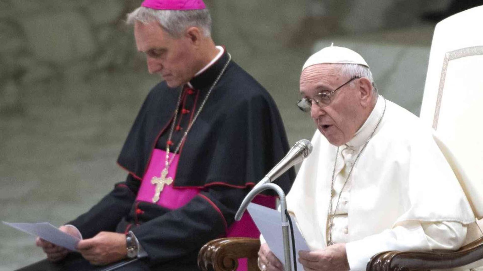 Il Papa ha deciso, Gänswein torna in Germania