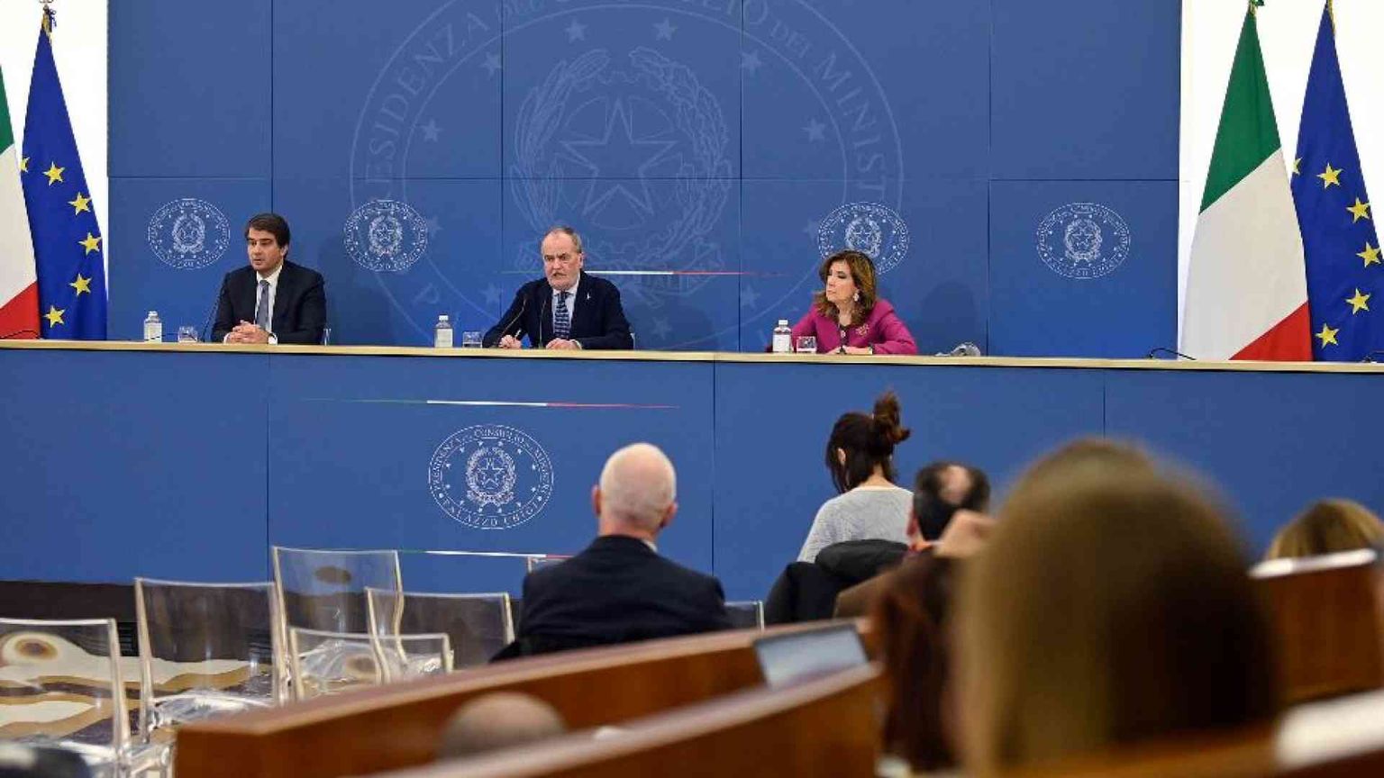 «Controllo concomitante» alla guida del Mes: un po' di chiarezza