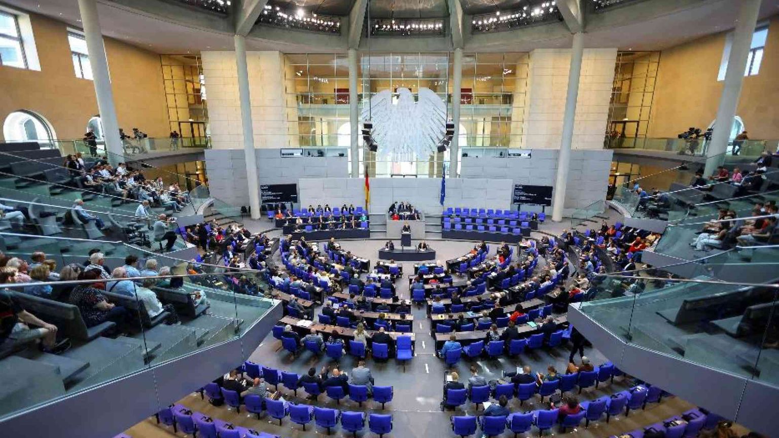 Suicidio assistito, il Bundestag dice no a due proposte di legge