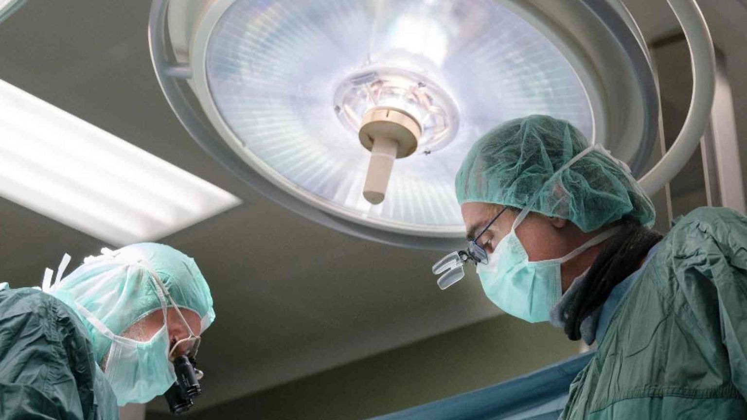 Mouhamed, nato cieco, vivrà meglio grazie a protesi oculari dell'Italia