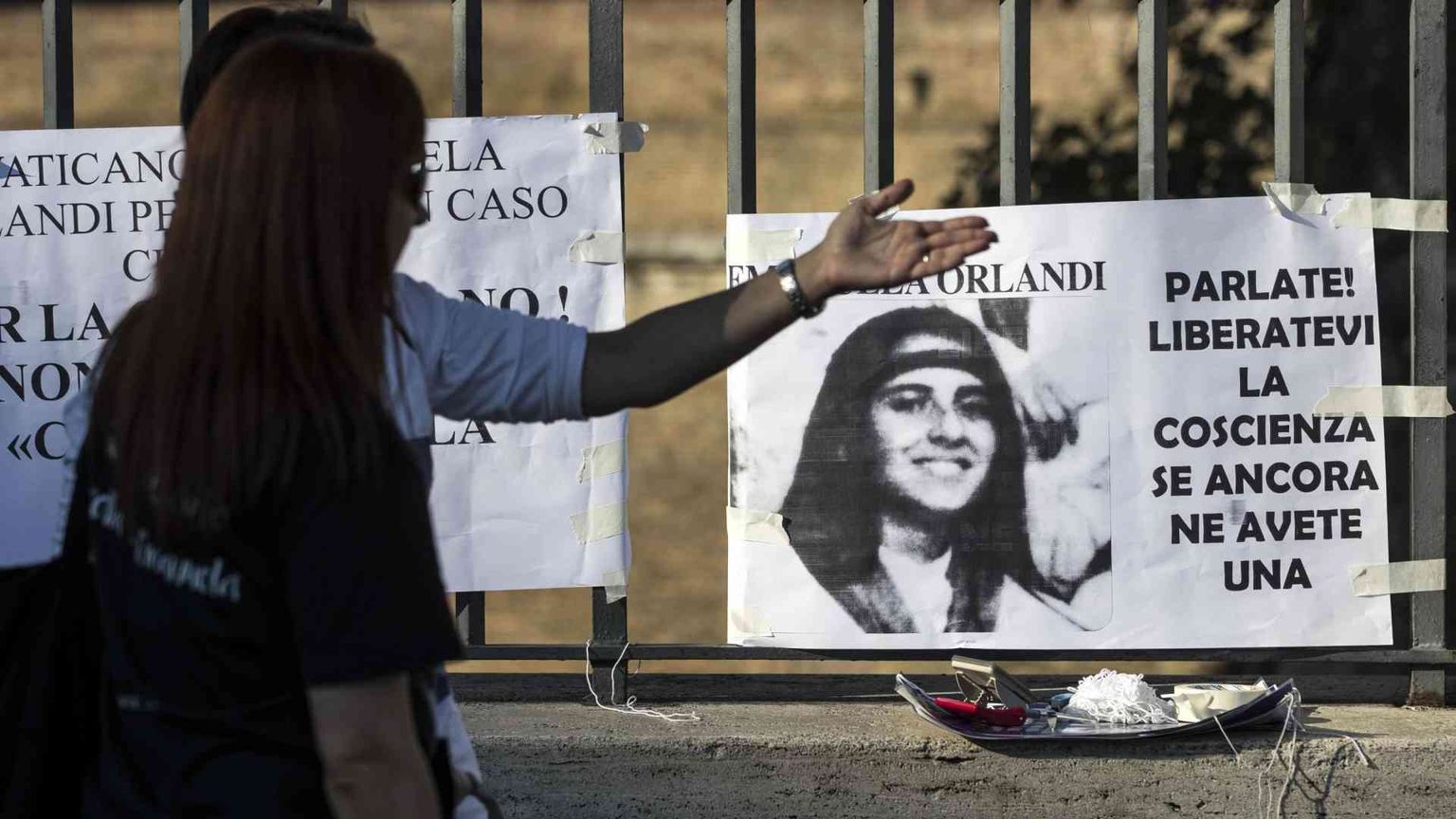 Spunta il nome dello zio. Il fratello: «Scaricano tutto sulla famiglia»