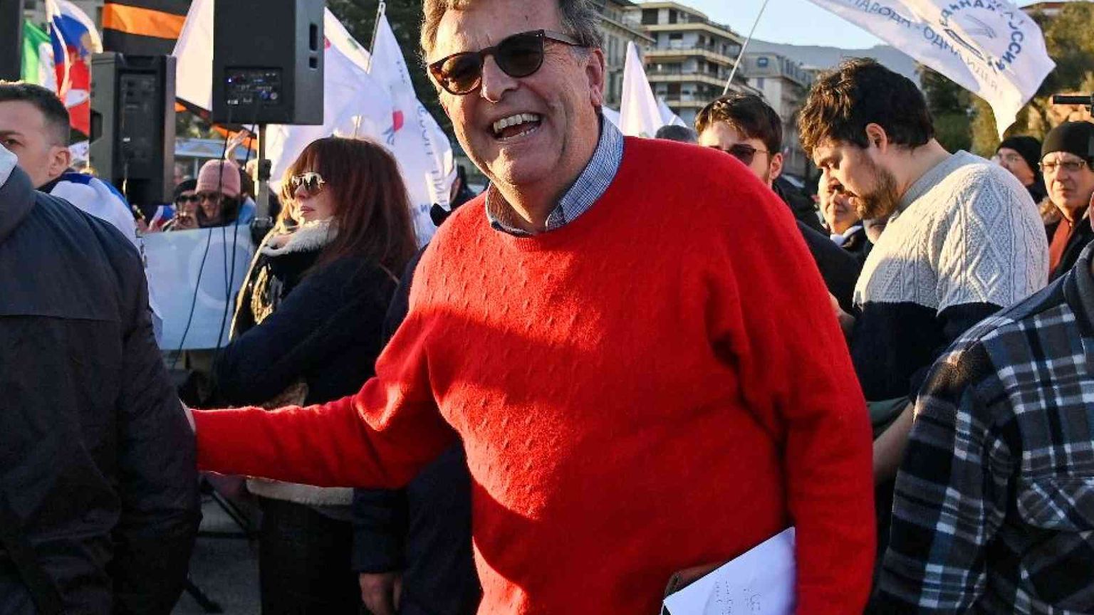 Referendum sulle armi, sprint finale. «Firme contro la congiura del silenzio»