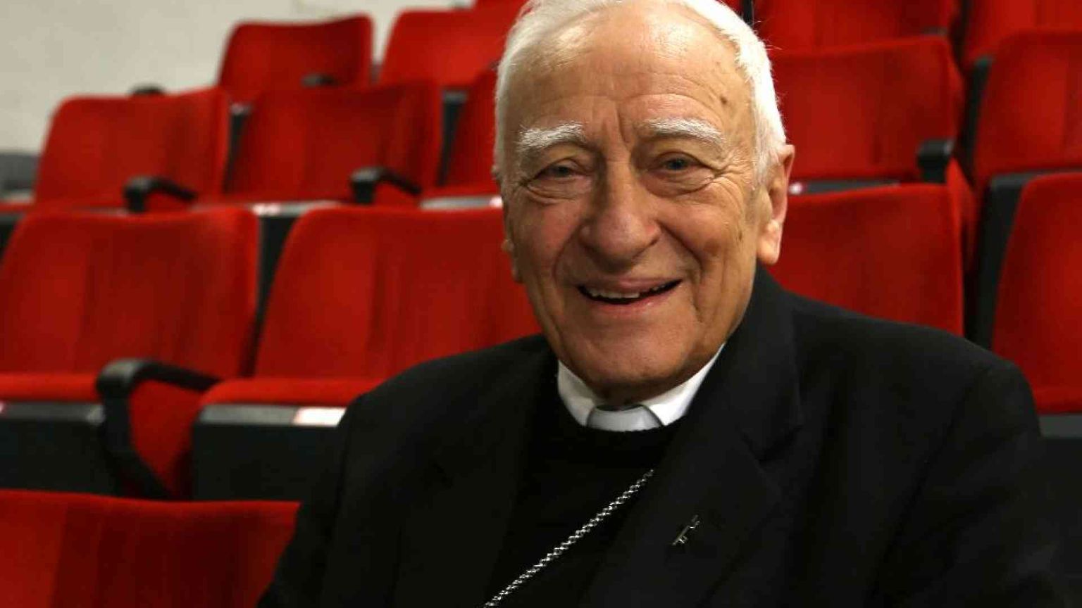 È morto monsignor Bettazzi, costruttore di pace