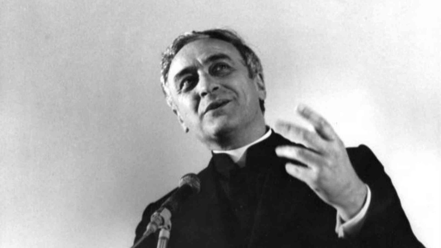 Oggi a Ivrea l’ultimo saluto a Bettazzi. Uomo di dialogo, messaggero di pace