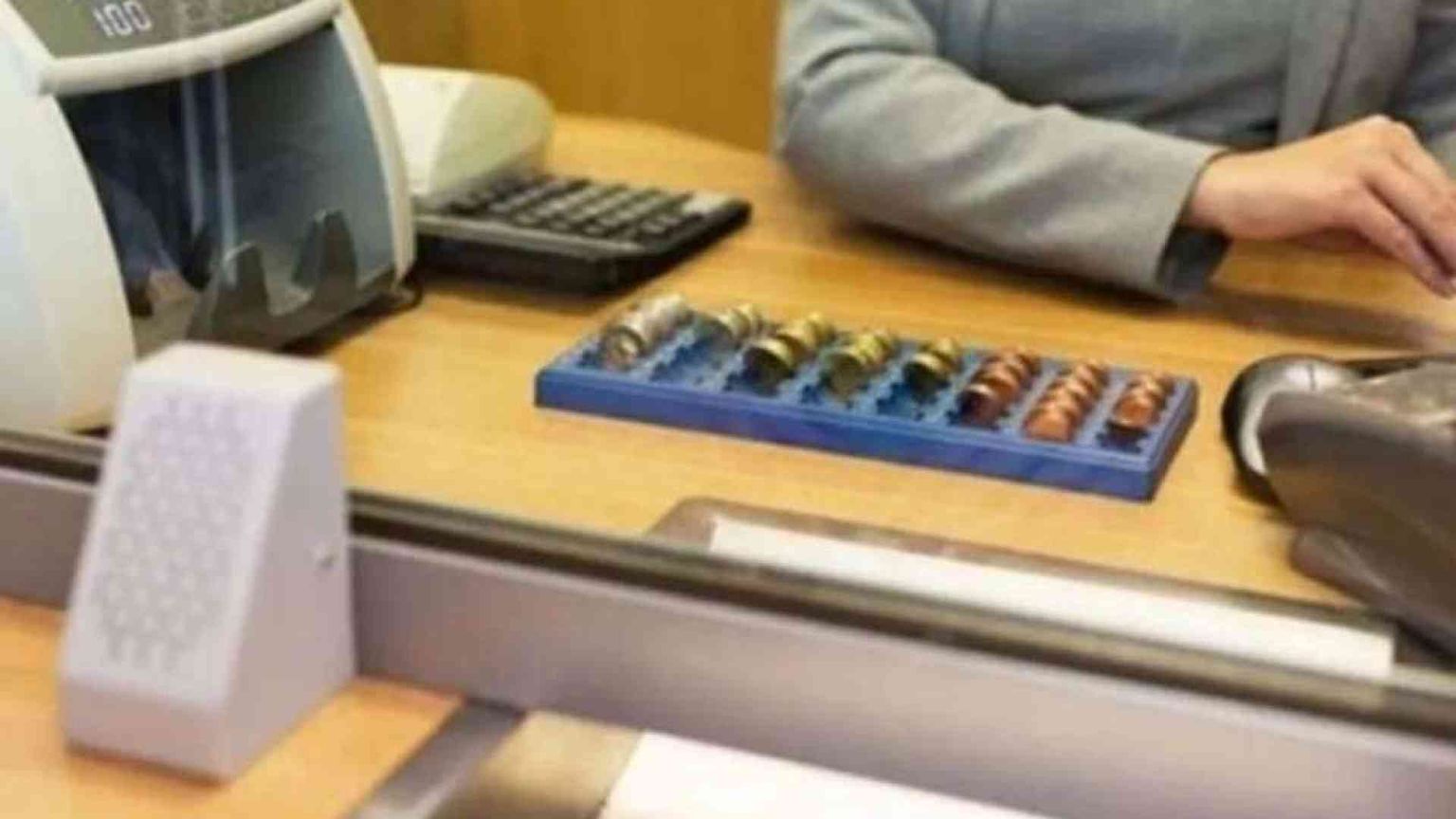 Sempre meno gli sportelli bancari: 3.200 Comuni ne sono privi