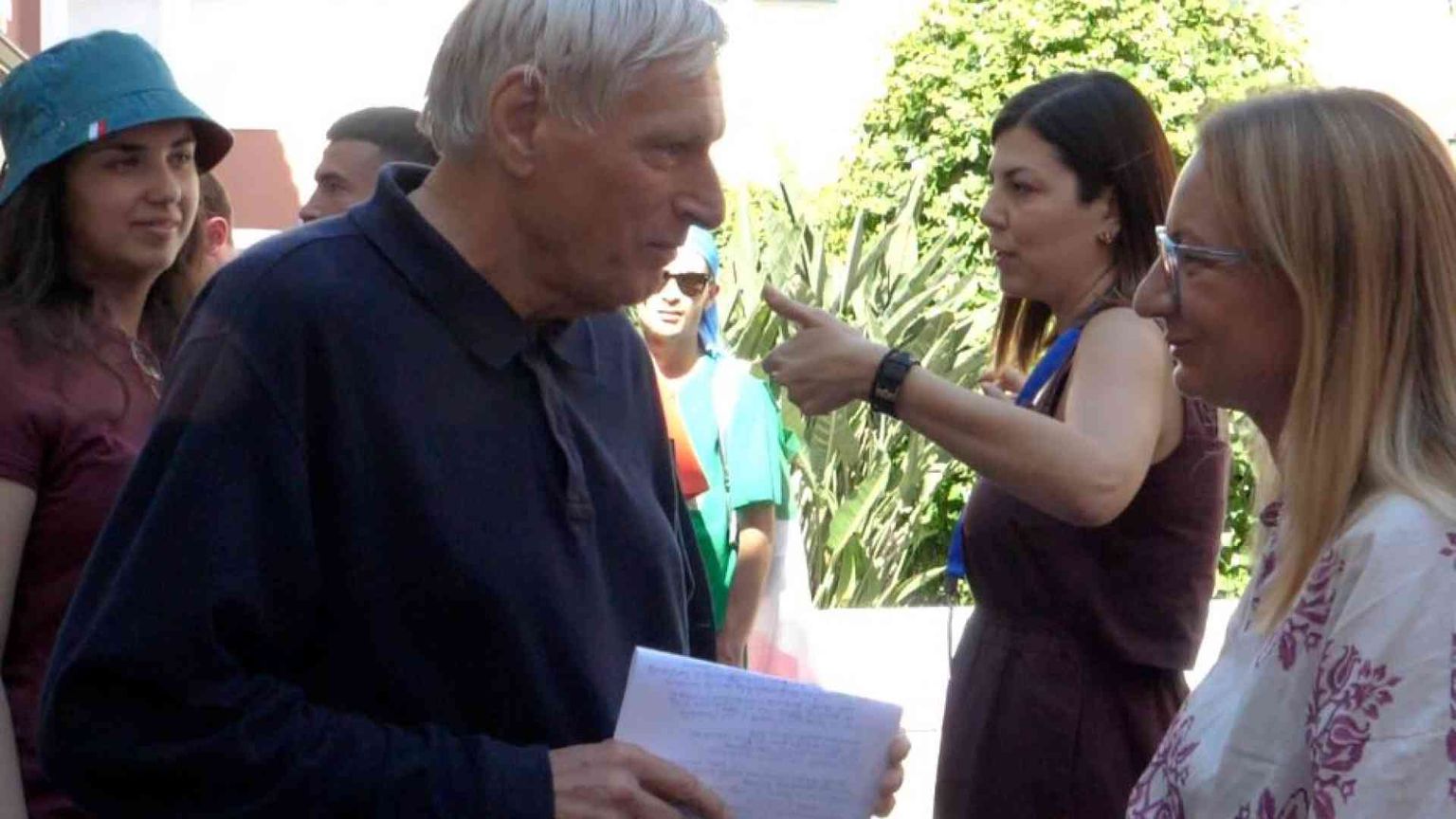 Don Ciotti a Lisbona tra i 65mila italiani: «Dove sono gli adulti credibili?»