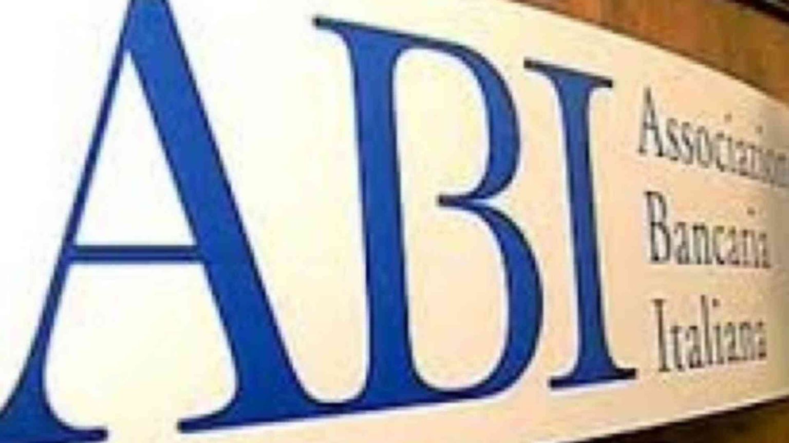 Financial Times: la tassa sulle banche mina la reputazione dell'Italia