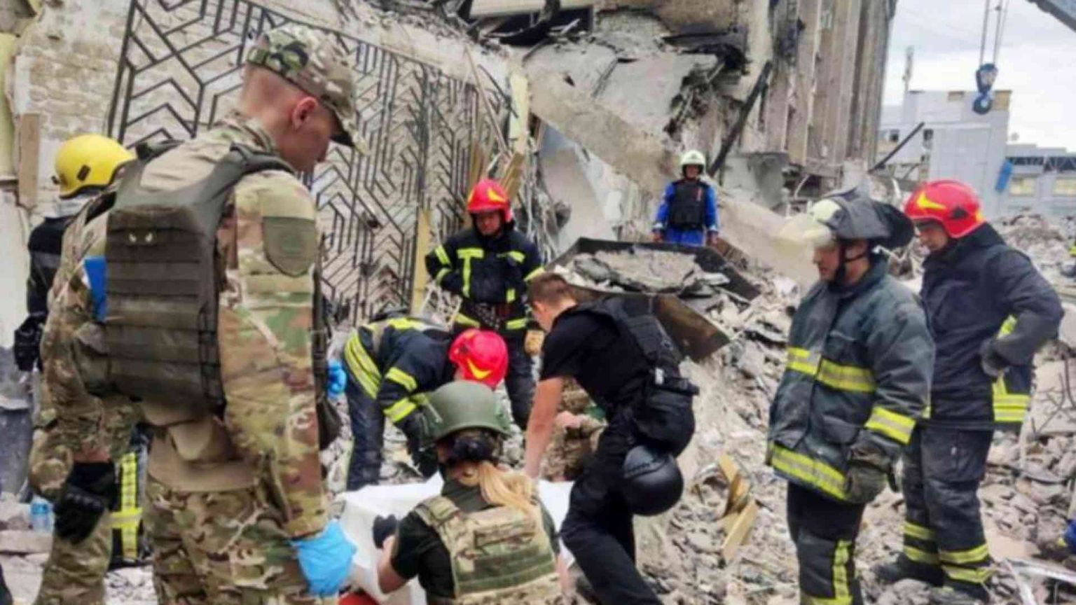 Con l’ambulanza sul fronte del Donbass: «Qui non c'è il domani, solo l’adesso»