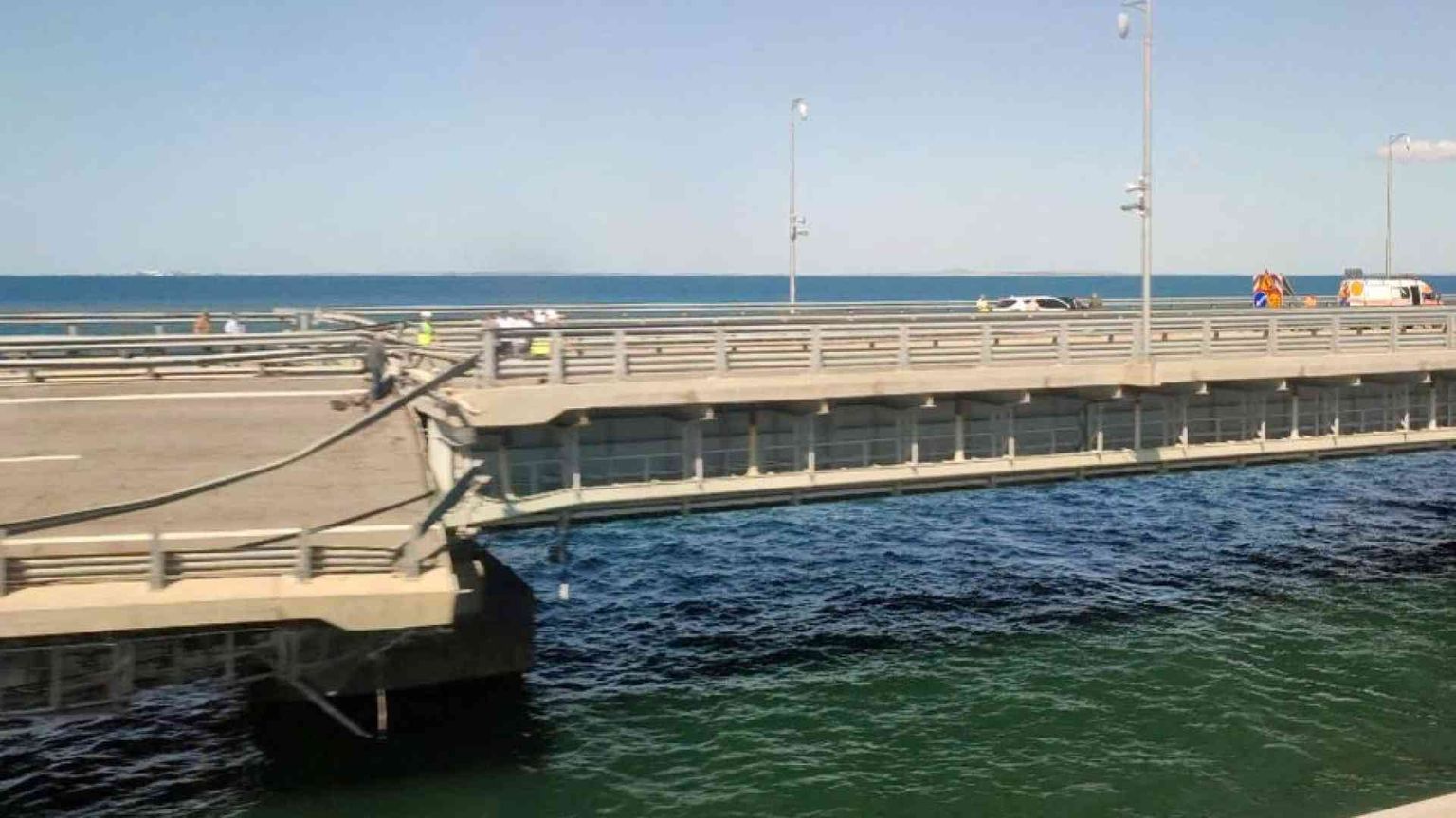 Kiev: «Nostri gli attacchi al ponte di Crimea. Ecco il video del drone»