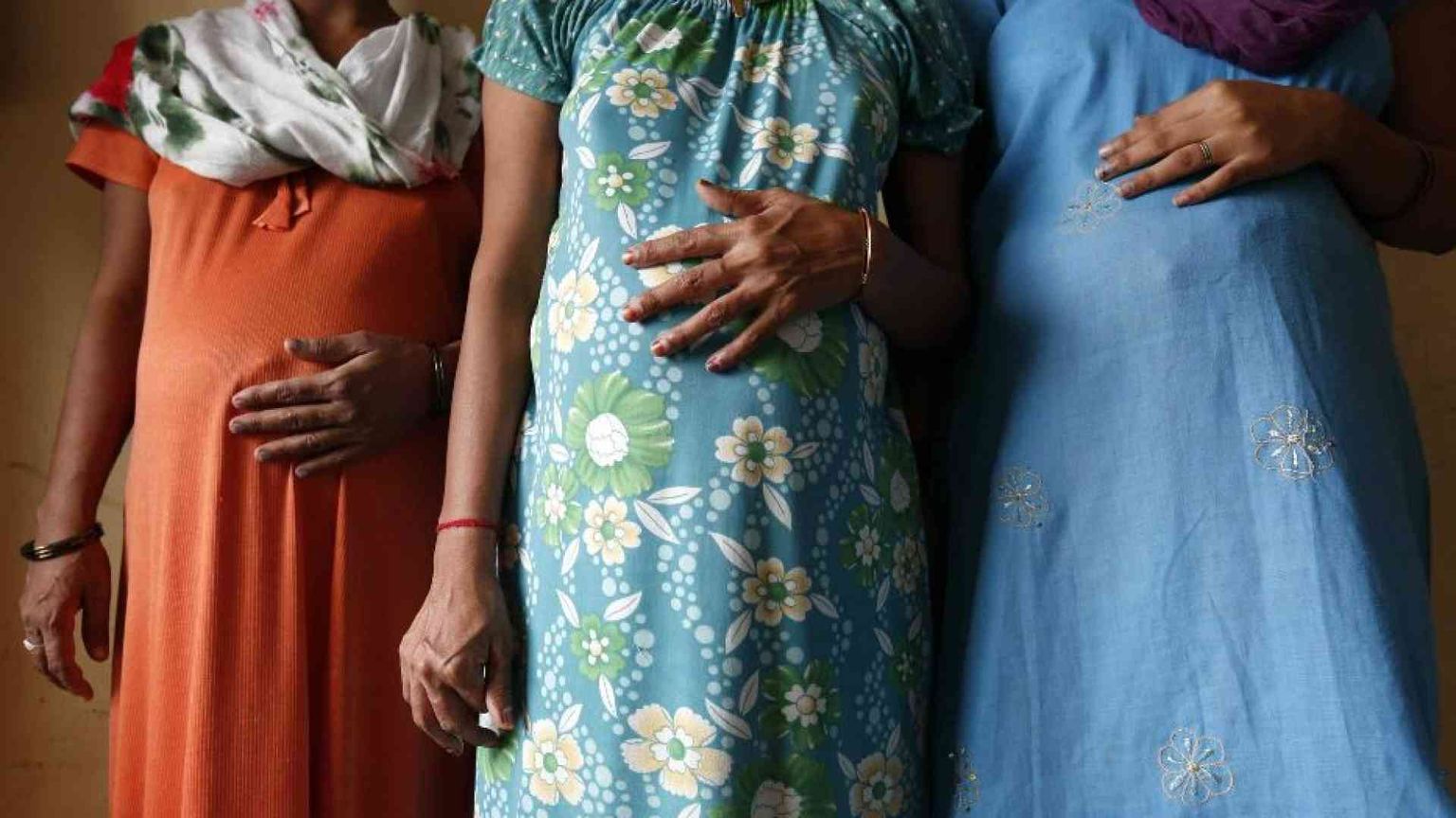 Tutte le falsità della narrazione a sostegno dell'utero in affitto