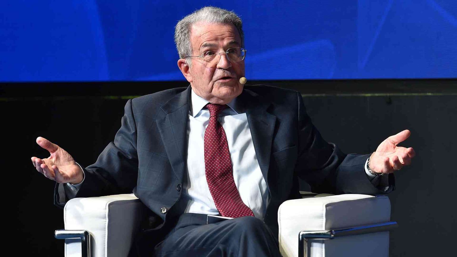 Prodi: «Parlare di pace non è un patto con il diavolo»