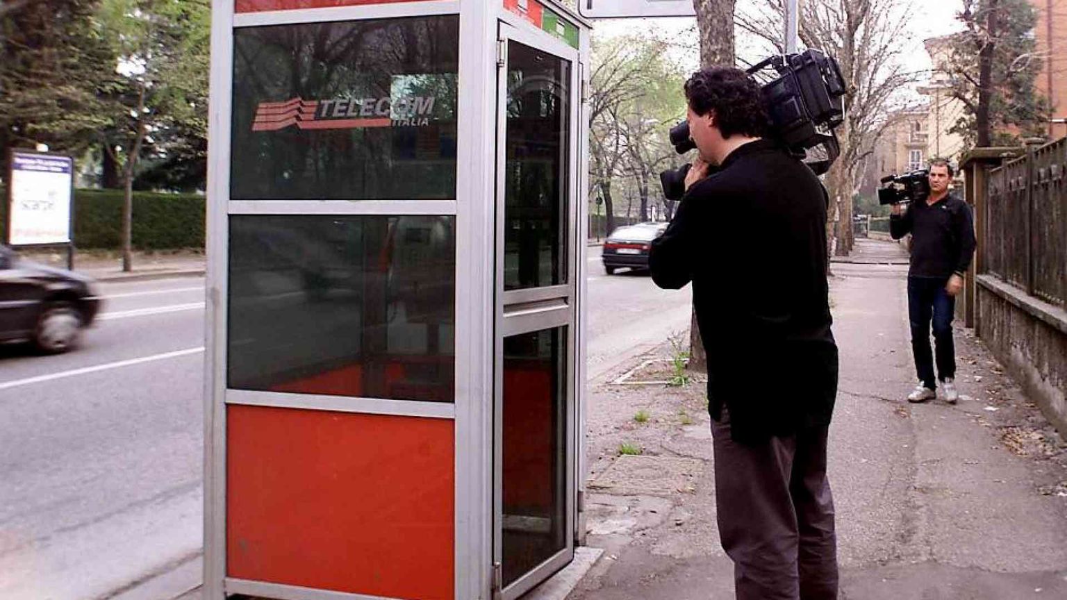 Addio alle vecchie cabine telefoniche