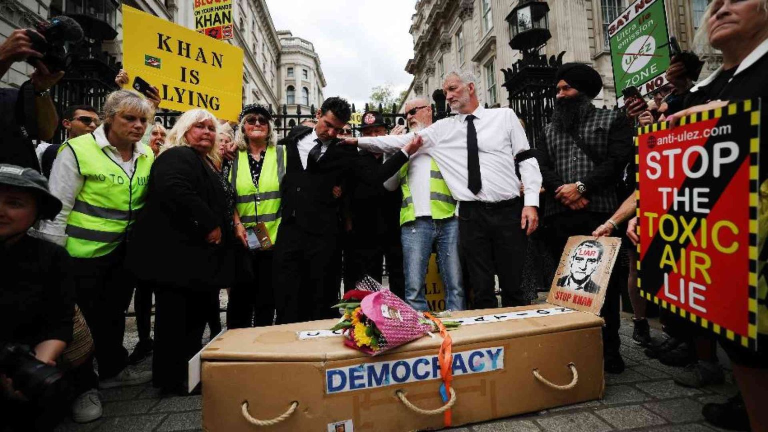 Londra regge, ma la protesta cresce: no alla più grande Ztl del mondo