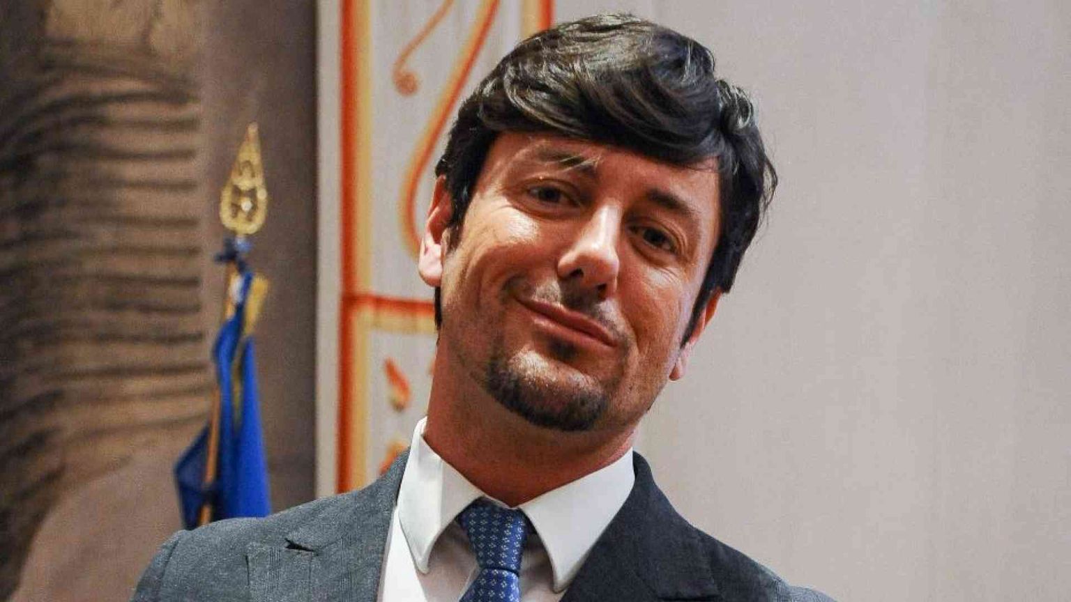 E il First Gentleman scivolò sul lupo