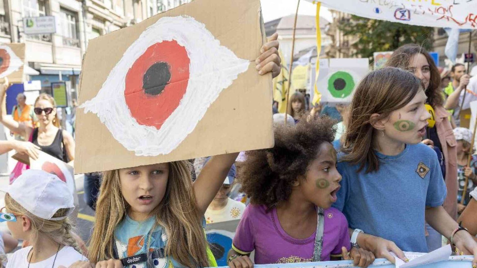 Esperti Onu: «I bambini possono fare causa alle nazioni sul clima»