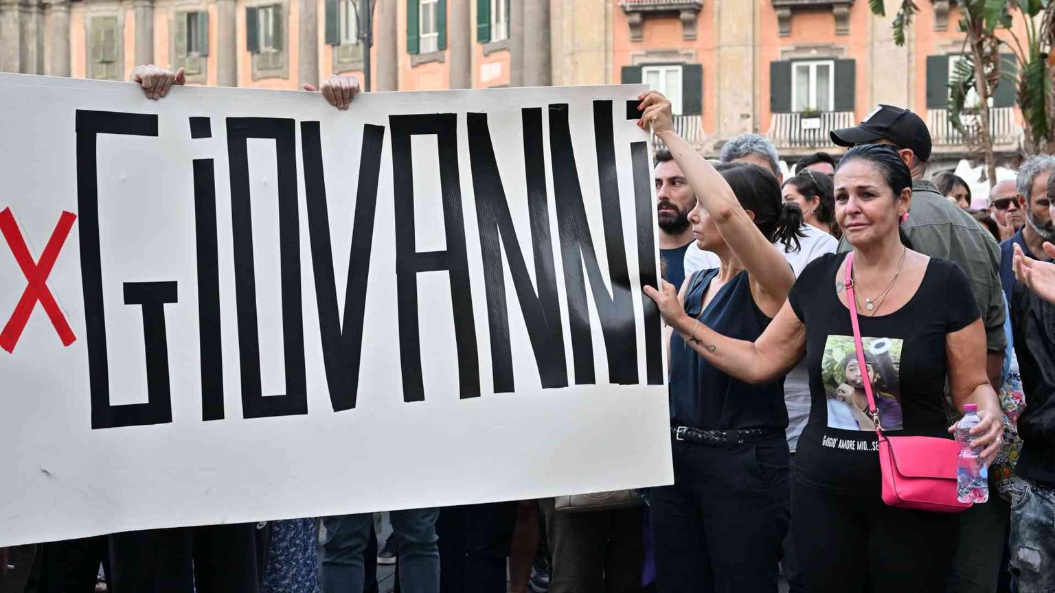 Meloni chiama la mamma del musicista ucciso a Napoli: «Cosa posso fare?»