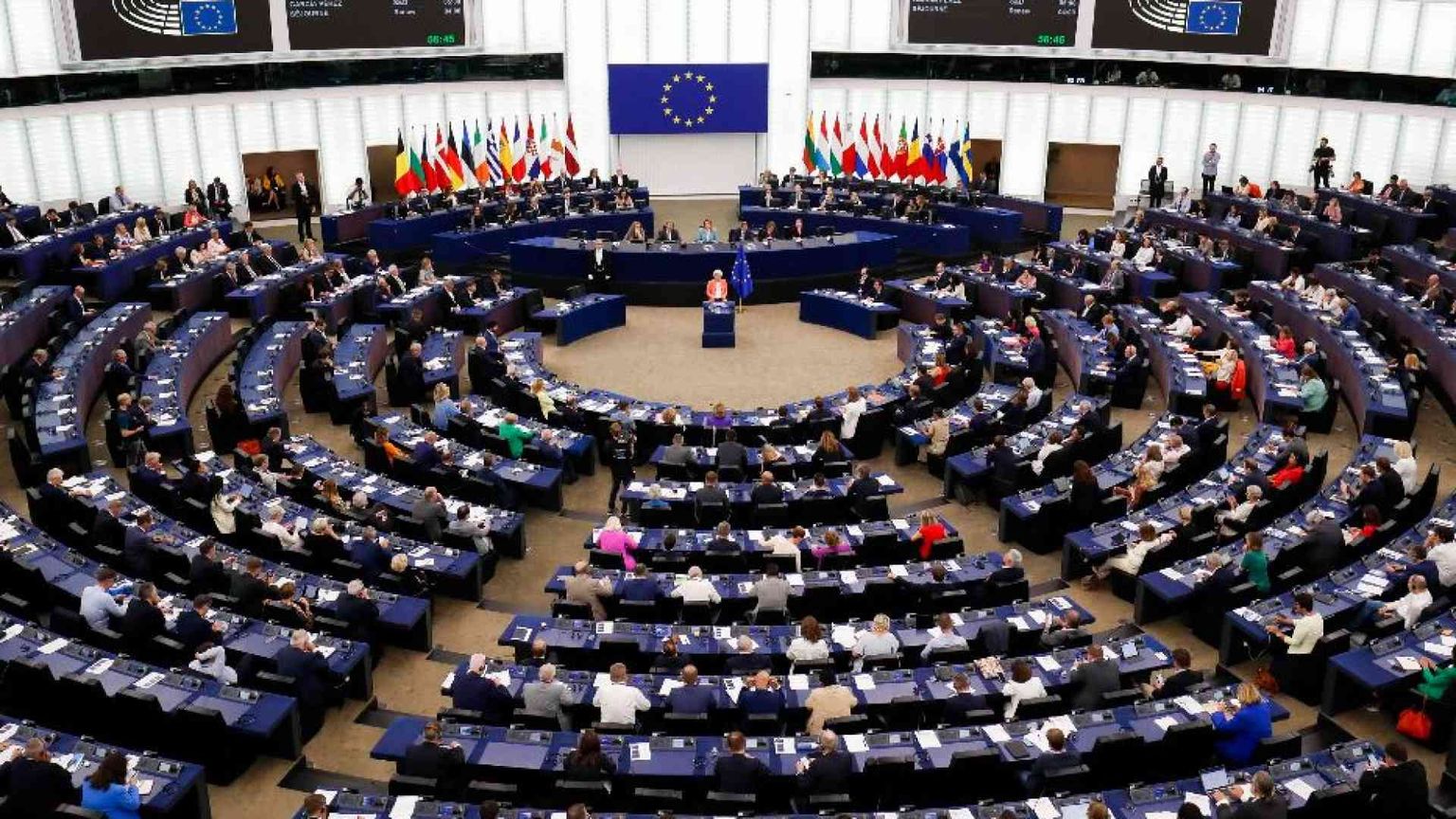 Embrioni e feti umani, stesse regole delle «sostanze umane»? No dei vescovi Ue