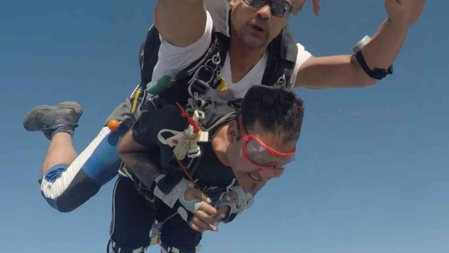 Davide, tetraplegico da 20 anni, suicida in Svizzera: «Me ne vado sognando»