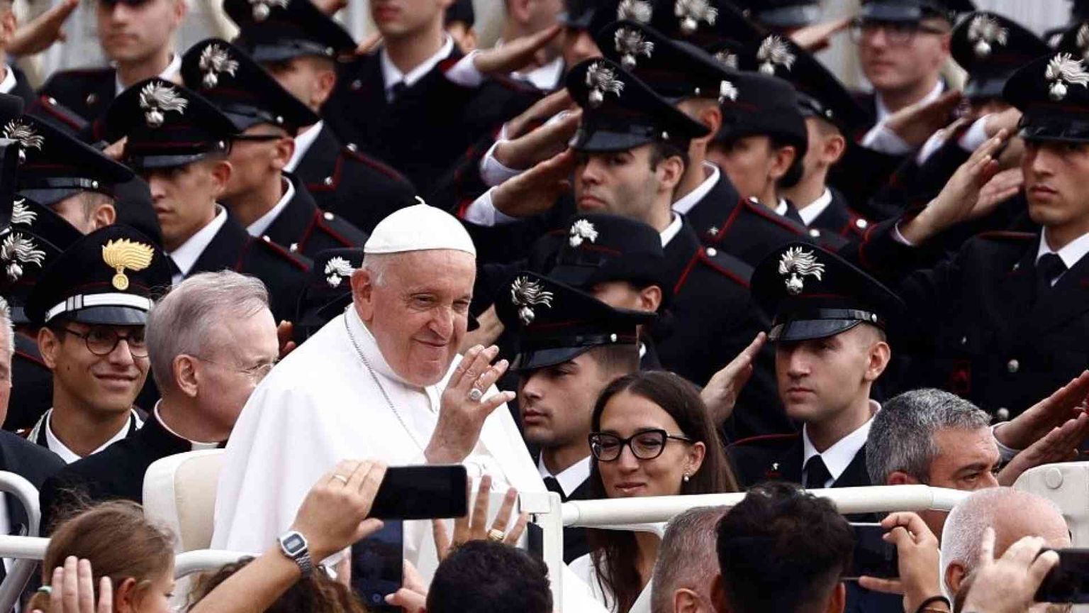 Il Papa: il sacrificio di D'Acquisto esempio per l'azione dei carabinieri