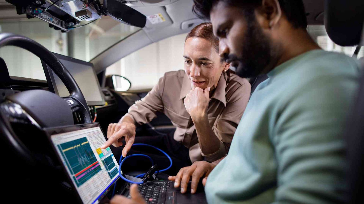 Privacy, dati e connessione: 6 automobilisti su 10 non sanno nulla