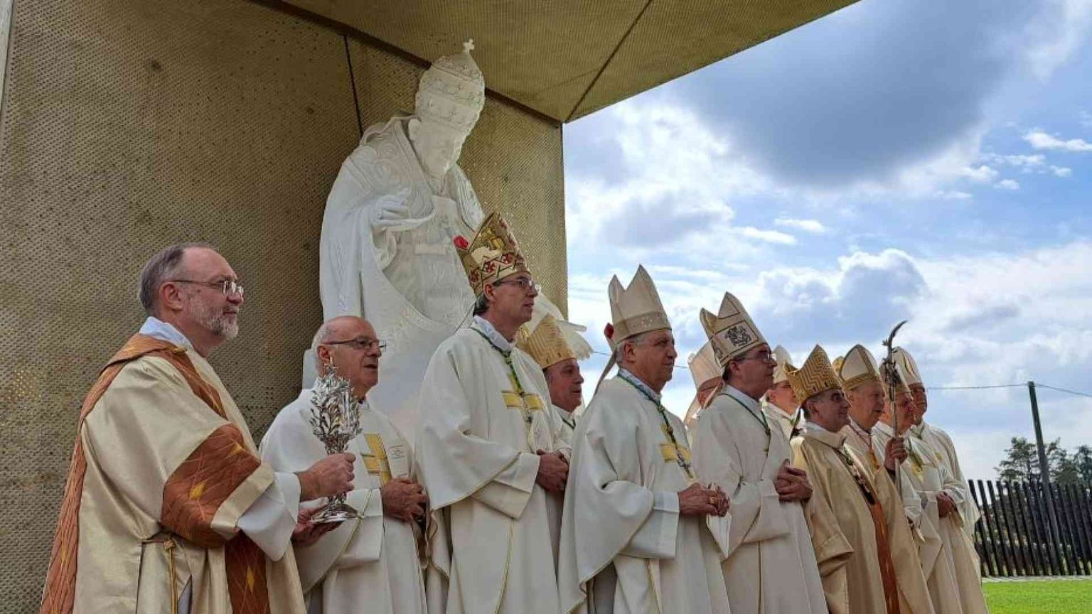 Delpini con i vescovi lombardi: Roncalli e Montini maestri di pace