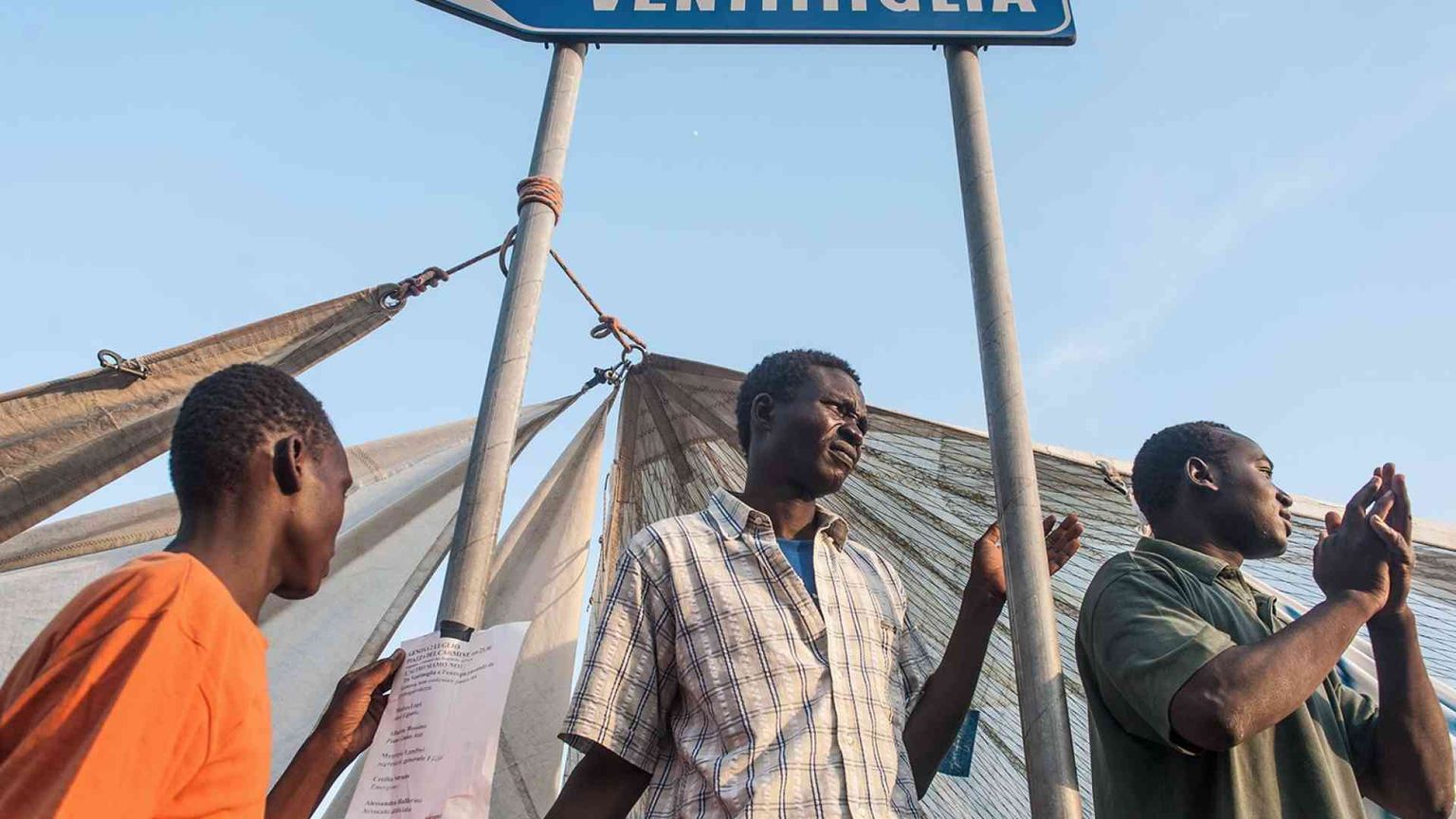 Respingimento migranti, bocciata la Francia: "Serve più tempo"