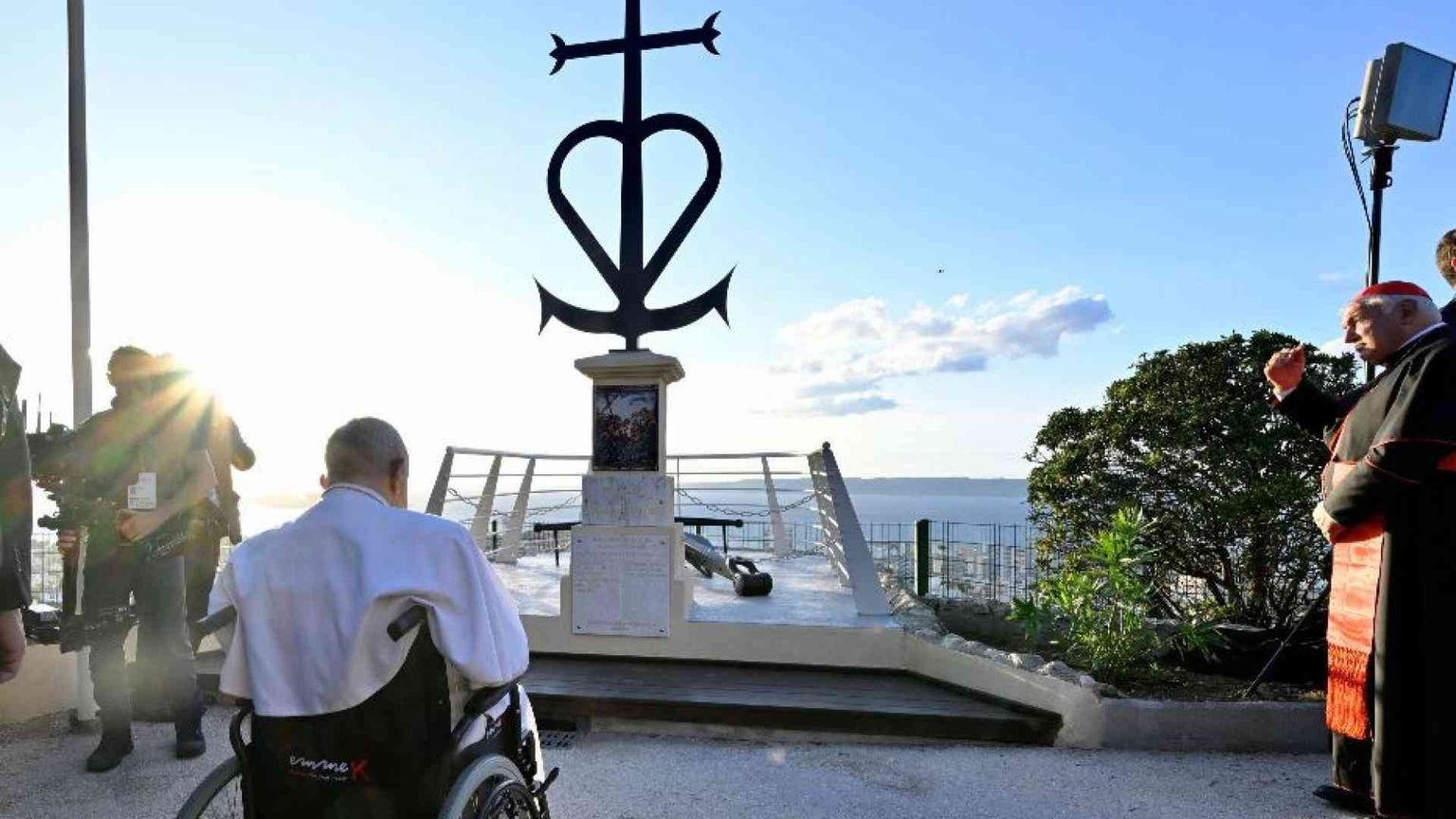 Papa Francesco: salviamo i fratelli in mare, no alla paura delle migrazioni