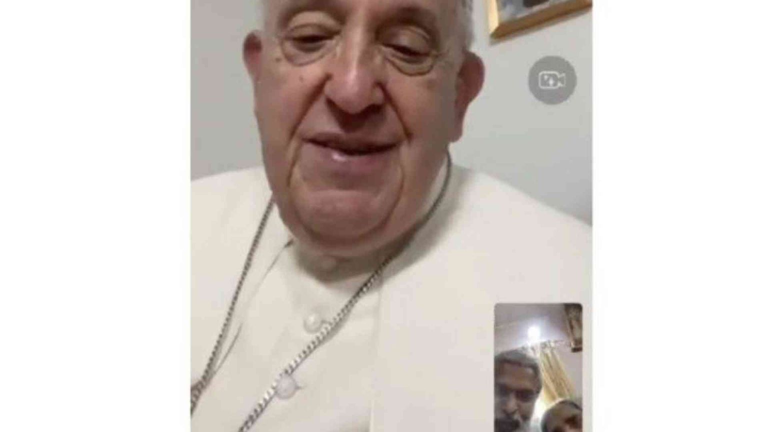 Il Papa telefona alla nonna 95enne dell'organizzatore dei viaggi papali