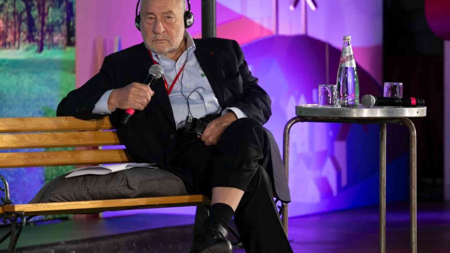 Stiglitz: le disuguaglianze esplodono. Per fermarle facciamo leggi più forti