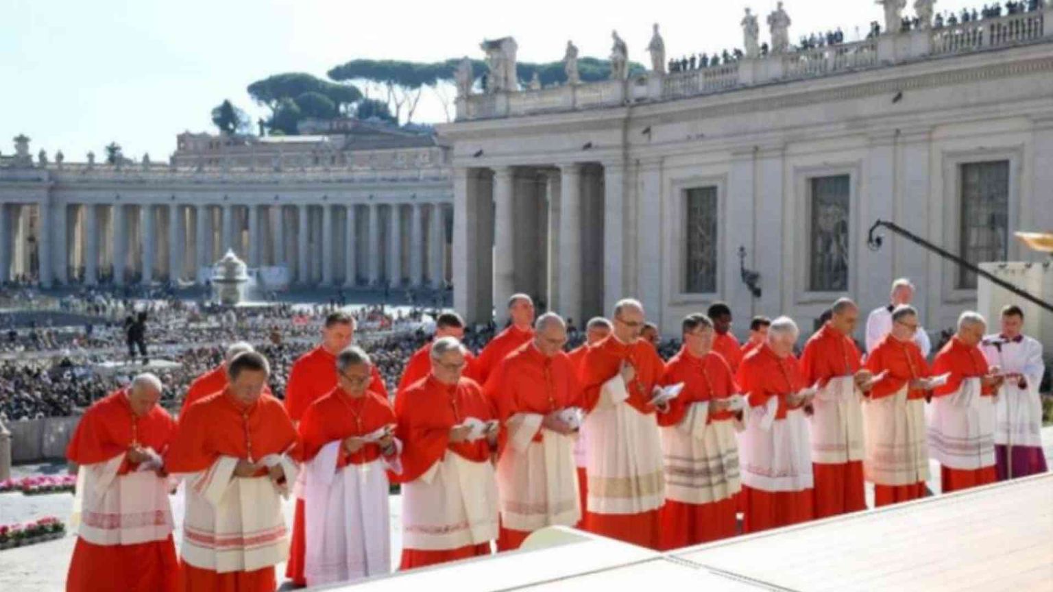Il Papa: «Il Collegio cardinalizio sia come un'orchestra sinfonica»