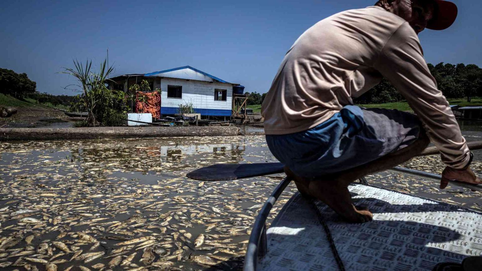Amazzonia a secco, a rischio il popolo del grande fiume