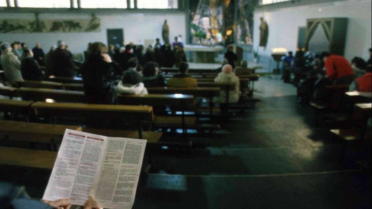 Si riduce il popolo delle parrocchie. E vota (per lo più) a destra