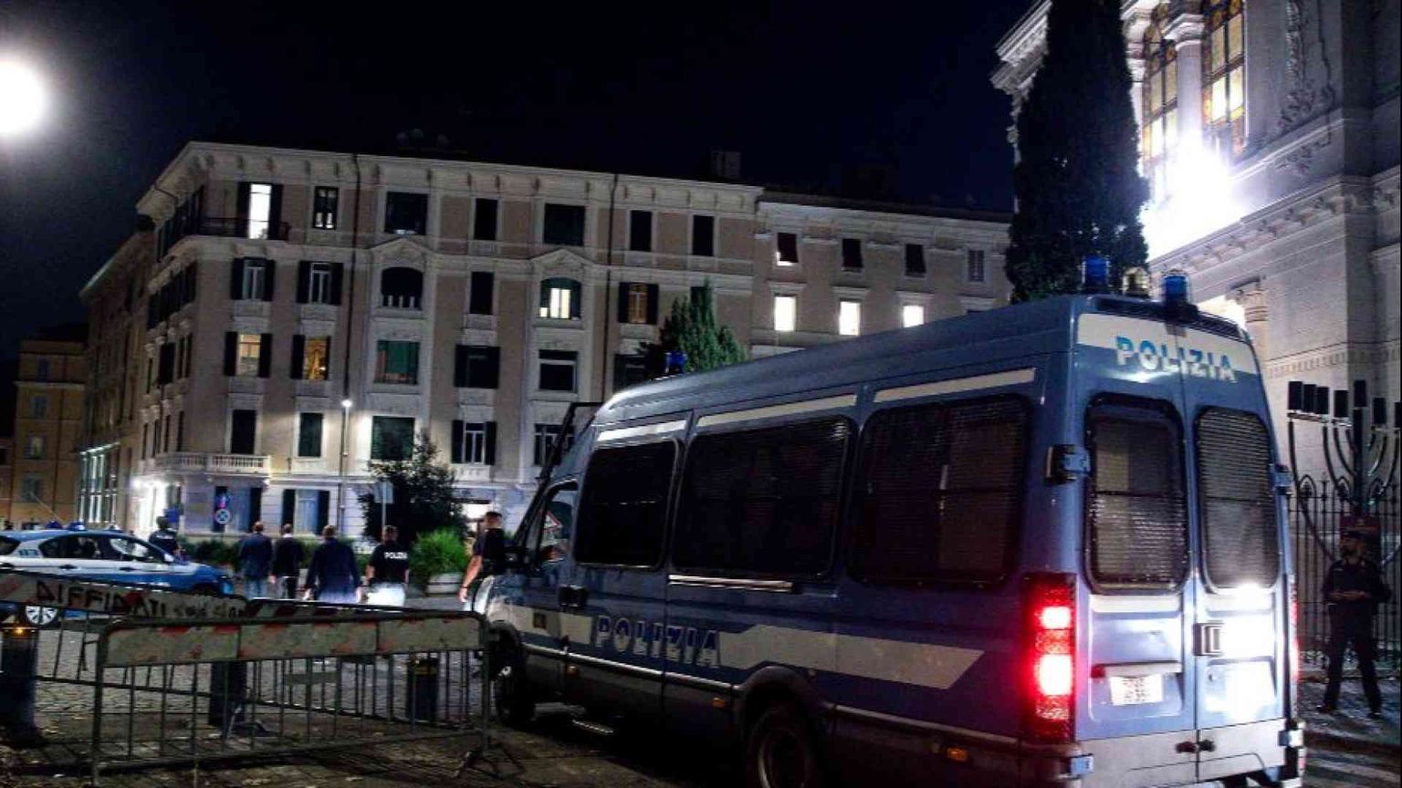 Le Comunità ebraiche in Italia: «Non ci piegheremo al terrore»