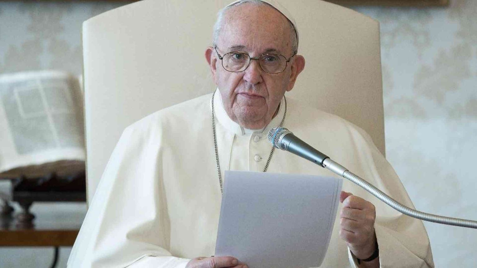 Il Papa telefona al parroco di Gaza: «Vi sono vicino»