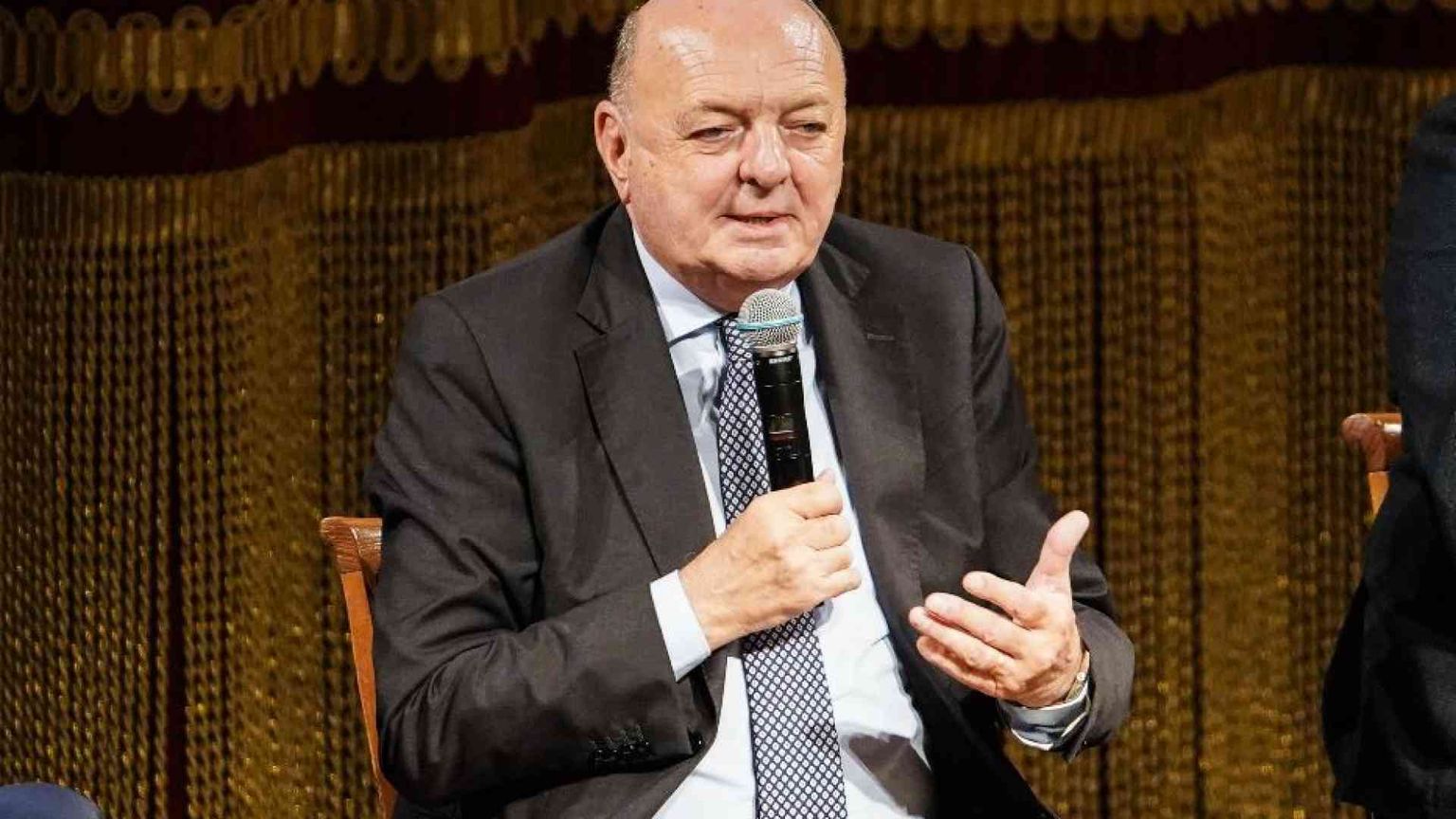 Il ministro dell'Ambiente Pichetto ai giovani: aiutateci a salvare il mondo