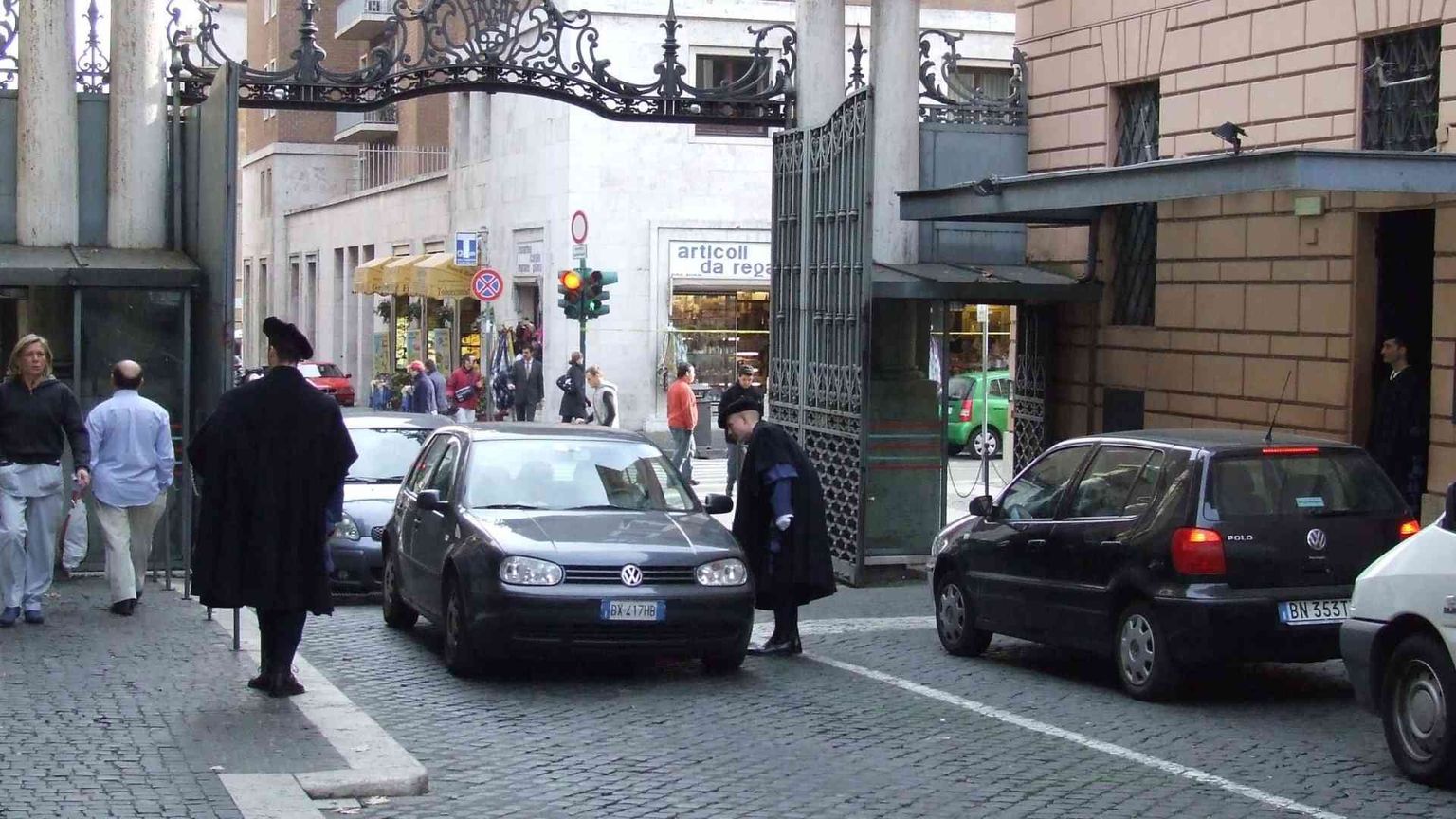 Il Vaticano inizia a pubblicare gli annunci di lavoro