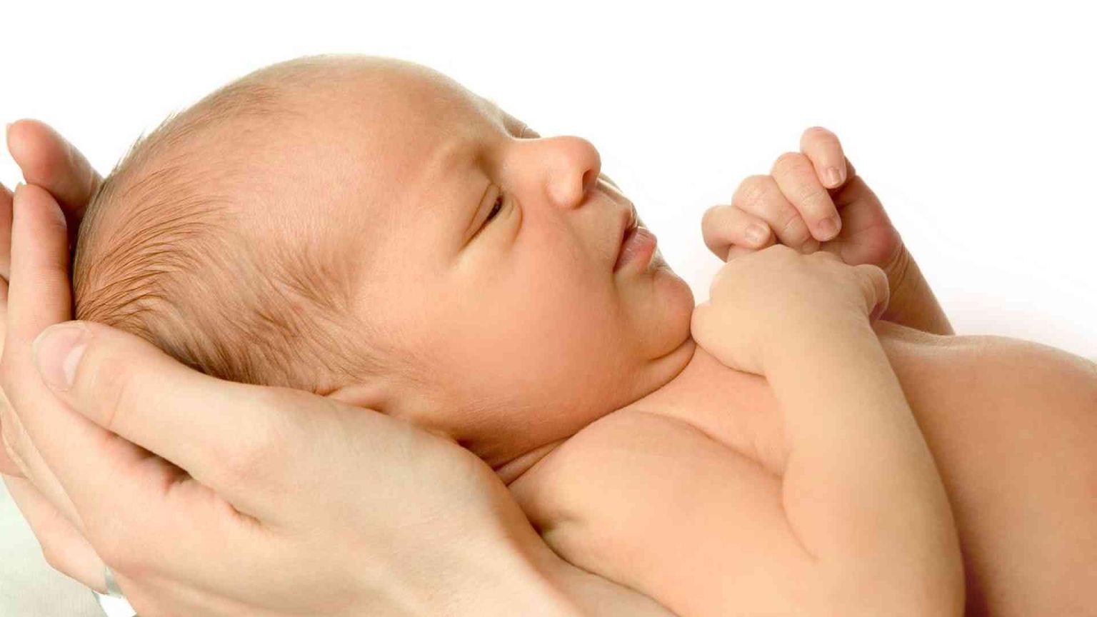Randstad aiuta i neo-genitori: bonus e rimborsi per asilo nido e baby sitter
