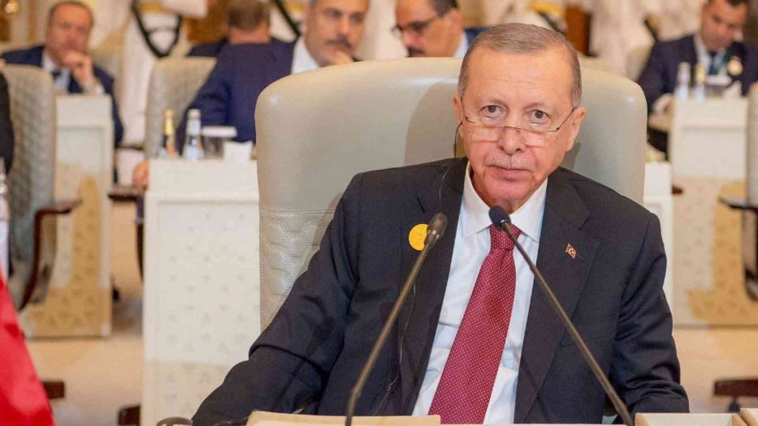 Erdogan sale sul carro pro Hamas. In fumo cinque anni di dialogo