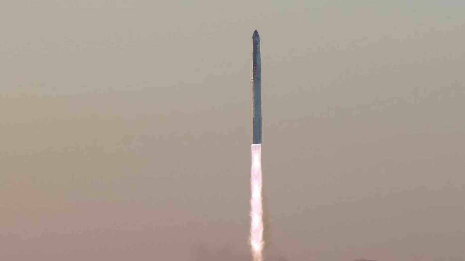 Starship nello spazio, il sogno di Elon Musk continua