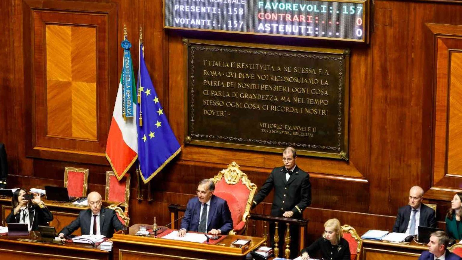 Divieti, pene più dure, il braccialetto: cosa c'è nel ddl contro la violenza