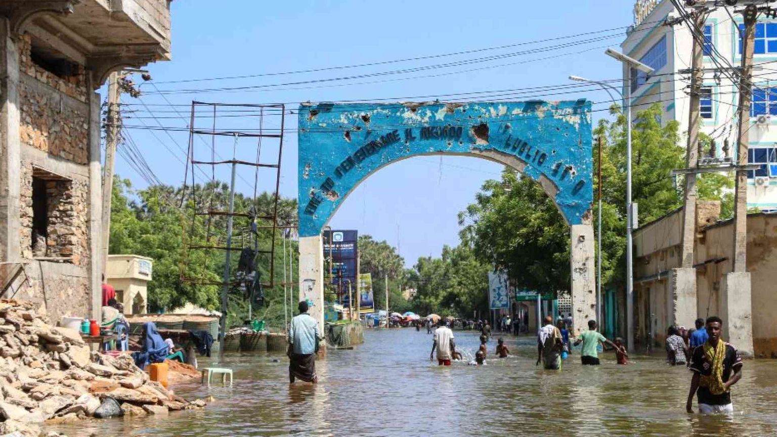 Prima la siccità, ora le alluvioni: Corno d'Africa in ginocchio