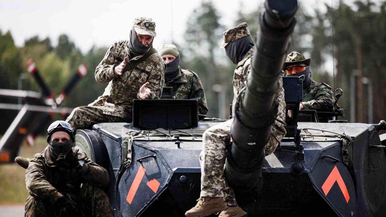 Investire in armi pessimo affare: istruzione e clima rendono il doppio