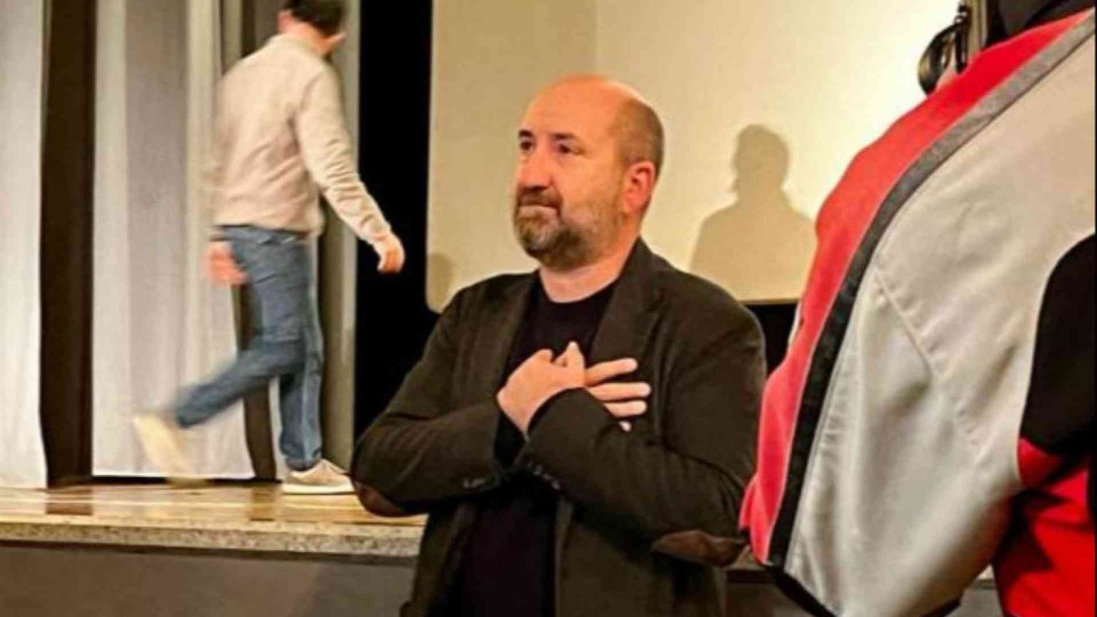 Antonio Albanese: le comunità sono più forti della crisi